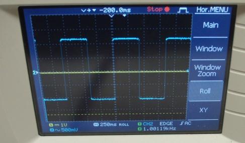 Now set the signal generator to give you a square wave. Still keep freq= 1000Hz.