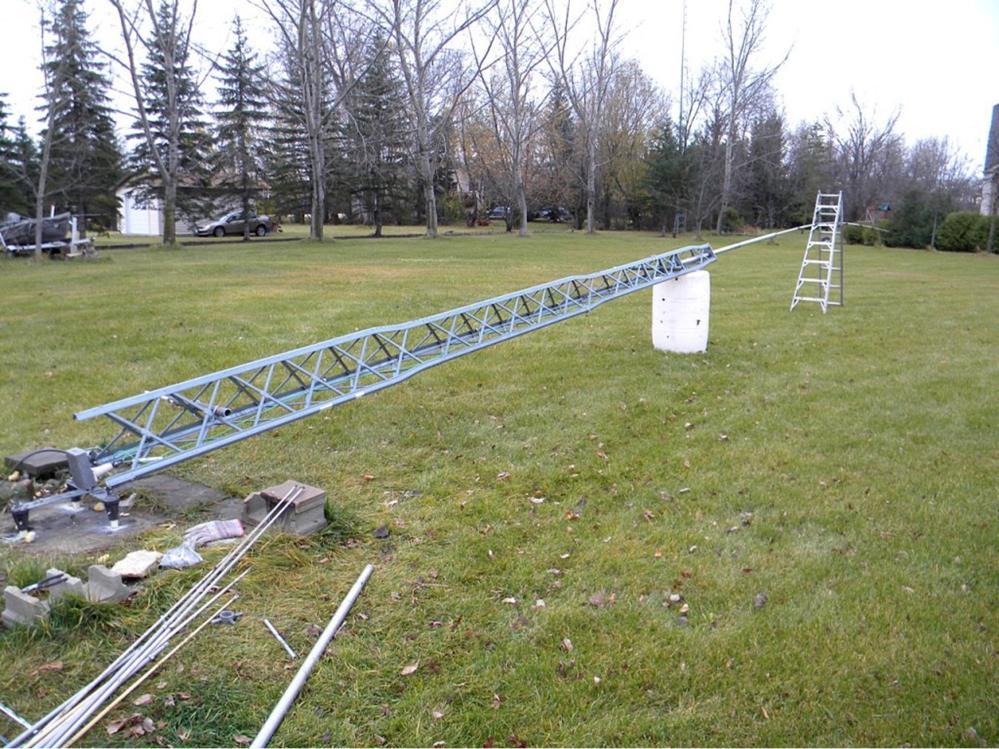 40M vertical can be made from aluminum tubing, but it can be difficult to find tubing sturdy enough for an 80M