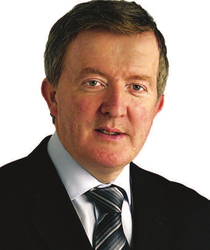 Mr Perry was first elected to the Dáil in 1997 as a Fine Gael Spokesperson on Science, Technology, Small Business & Enterprise and the Border Counties from 1997-2000.