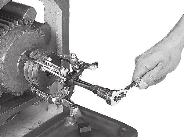 3. Remove the Torx screw and carbide cutter. Figure 14. Cutter rotating sequence. To rotate or change a carbide cutter: Reference Dot 1. DISCONNECT THE PLANER FROM THE POWER SOURCE! 2.