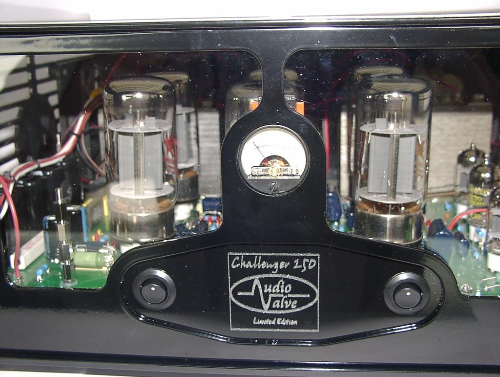 Challenger 250 power tube amplifier FRONTPANEL The front panel of the Challenger 250 power amplifier incorporates with a small panel filled with two switches.