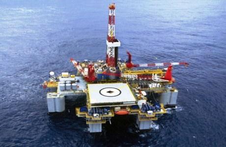 RIG DATA: OCEAN STAR SPECS Operator and Owner: Diamond Offshore Type: 4th generation semi