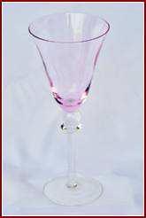 00 GLASSES G001 Pink Wine