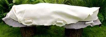 Bellacouche - wool shroud for burial gf green rating: high Hand-made from