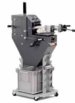 Fewer burrs and less tarnishing when machining stainless steel (with GRIT GX 75 2H/low speed). High level of flexibility as you can use an adapter to combine the machine with the GRIT GI range.