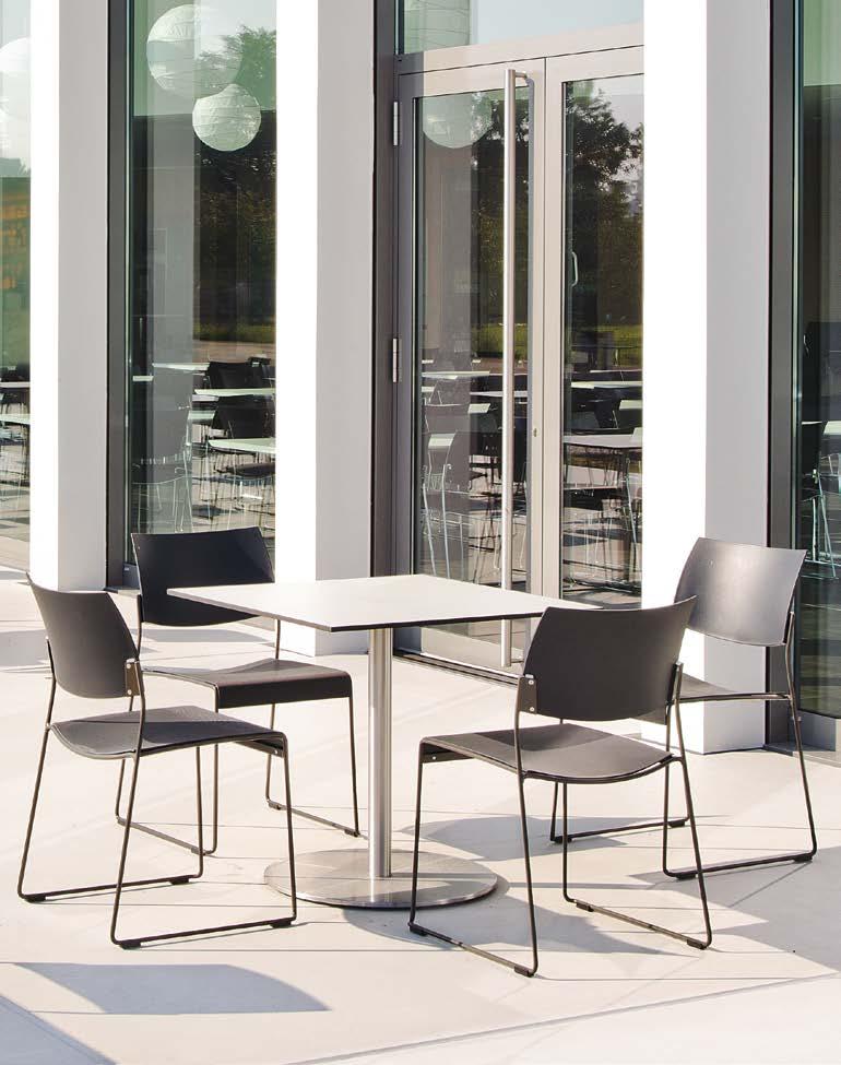 Content please also refer to the respective brochure 3040 Outdoor bistro table Design: