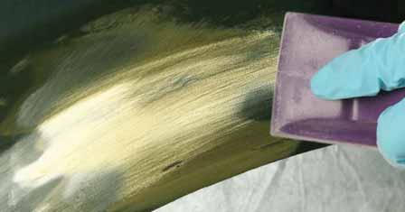 Tip: Abrasives which have already been used on steel surfaces cannot be used for sanding aluminum
