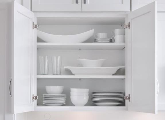 Butt Door Option for Selected Styles Only Standard on cabinets 27 to 36 wide in all categories ¾ thick shelving on all wall cabinets