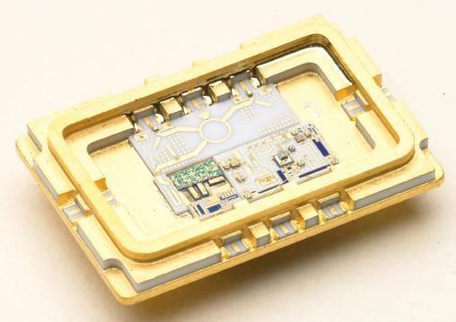 SMT Modules to 40 GHz VCO/ Doubler at 43 GHz Differential Output Small Size: 0.68 x 0.44 x 0.