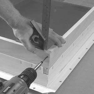 Jamb Extension Option Installation (cont.) FIGURE 4 4. Align the side of the vertical piece with the end of the horizontal piece or use a small square to square the vertical extension.
