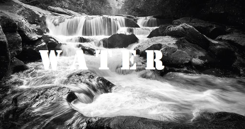 In time lapse videos, flowing water looks like a mysteriously peaceful mist. Aperture: Use a large aperture such as f2.8-f4 to keep the image sharp.