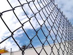 20 Rail, Highways, Industrial, Sports, Residential Estate chainlink fencing Heavily galvanised wire Chainlink fencing produced from minimum heavily galvanised wire produced to BS EN 10224-2 Class A.