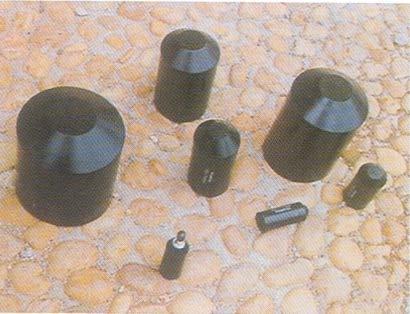 HEAT SHRINKABLE END CAPS WITH SPIRAL ADHESIVE COATING H L W Cable a (min) b (max) b ± 10% b ± 10% diameter Standard length end cap DSSB-EC-HSEC145 Φ 14/5 14 5 45 2.