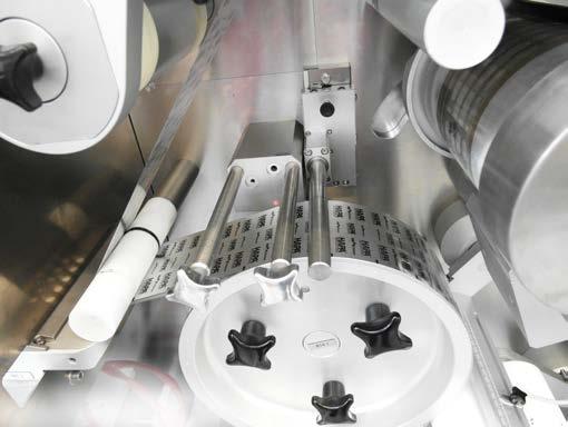 Picture: SIG Combibloc Group AG Valve lift measurement in the food industry During the filling of drinks cartons, the exact dosage is a critical factor.