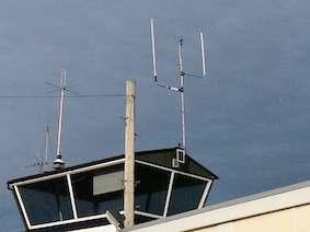 OGN PilotAware Uplink - Introduction These instructions show how to build and install an OGN (Open Glider Network) receiving antenna and a PilotAware TxRx Antenna.