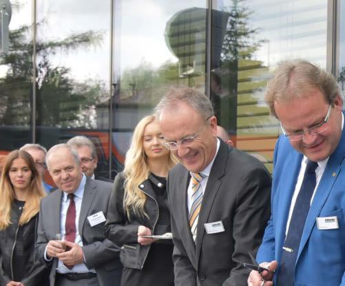SUBSIDIARY Inaugural celebration Poland: New ARBURG Technology Center in Warsaw With around 110 invited guests, ARBURG Polska Sp. z o.