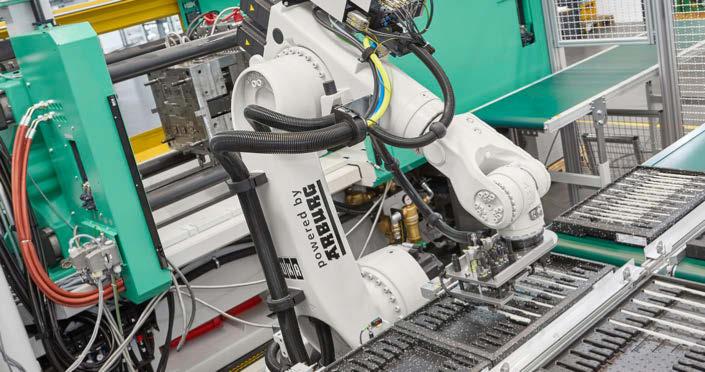 For automated production of a backlit door strip in the Audi A4, a six axis robot featuring the SELOGICA user interface was used for the first time.