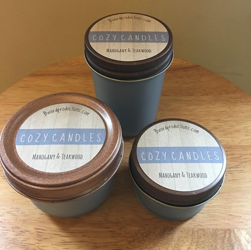 Mahogany & Teak wood This hand-poured candle has a luxurious scent of fine woods