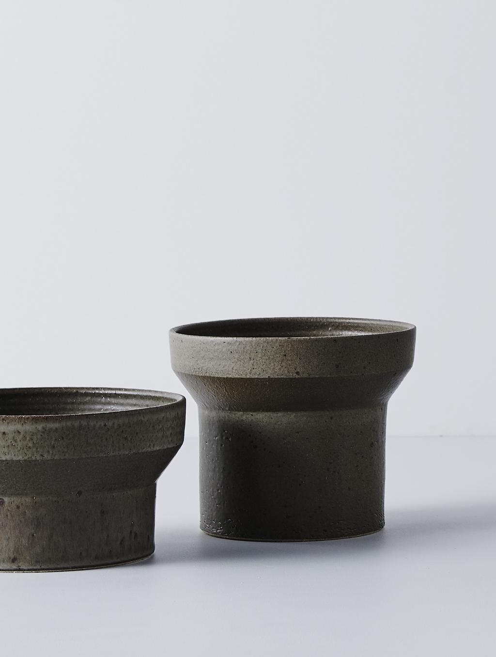 OLIVE GREEN GLAZE NEW FOR 2018 As part of the evolution of the planter range, we are introducing a new glaze finish to the range in 2018.
