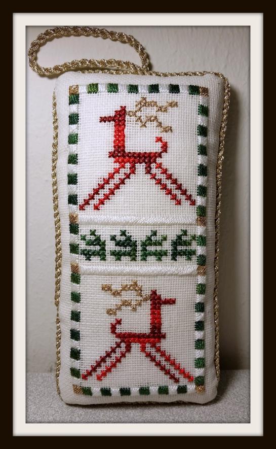 REINDEER ORNAMENT STITCH GUIDE BY MARY WALDSMITH, OWL STITCHERY This piece was designed for Congress cloth.