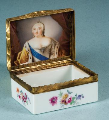 Snuffbox, Imperial Porcelain Factory, Russia,