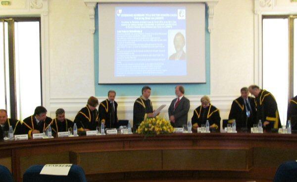 La propunerea Facultatății de Mecanică s-a acordat în ziua de 16 mai 2013 de către Universitatea din Craiova, titlul de Doctror Honoris Causa domnului prof.dr.ing. Ernst von LAVANTE de la Univ.