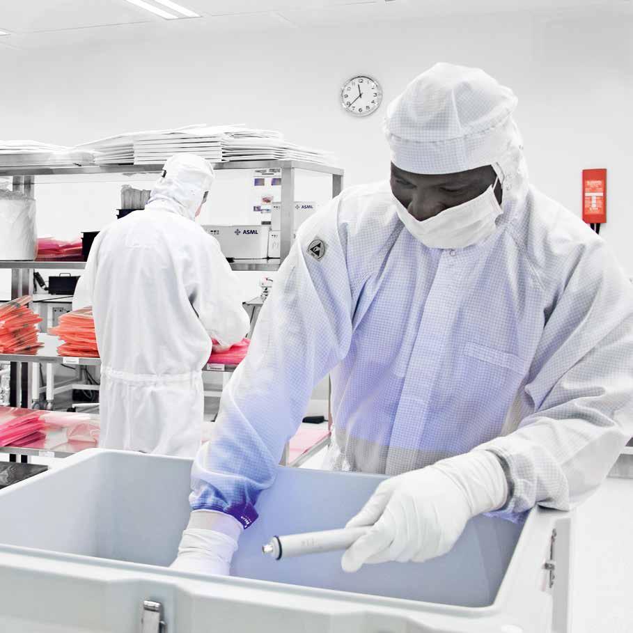 12 13 CLEAN YOUR WE OPERATE IN AN ISO CLASS 5 CLEANROOM AND CLEAN YOUR Our cleanroom was built to produce a returnable cleanroom packaging for a specific customer.