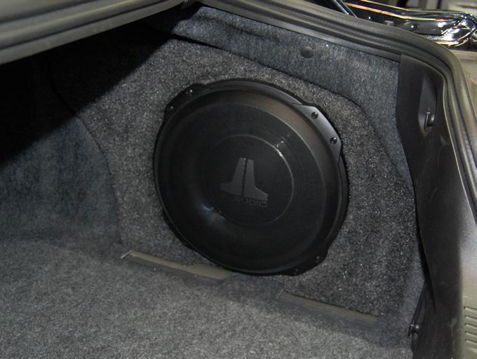 Front Speaker Size / Location: 6-1/2 - Front Doors Fits JL Audio Models: TR650-CXi, TR650-CSi, C2-650x, C2-650, C3-650, C5-650x, C5-650, & ZR650-CSi STEP 28 Note: Step