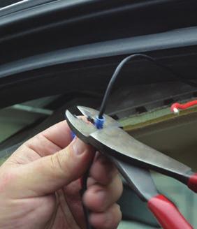 FIG 81 STEPS 41 ADJUSTMENT TIPS 41) To adjust the angle of your Light Bar, rotate the LED(s)