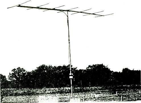 an antenna which is long or high or both. Actually, nothing could be farther from the truth.