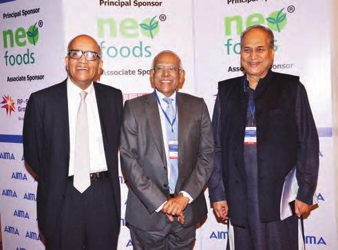 (L-R) Uddesh Kohli, Past President, AIMA; Shekhar Bajaj, Chairman & MD, Bajaj Electricals Ltd; Raaja Kanwar, Vice Chairman & MD, Apollo International
