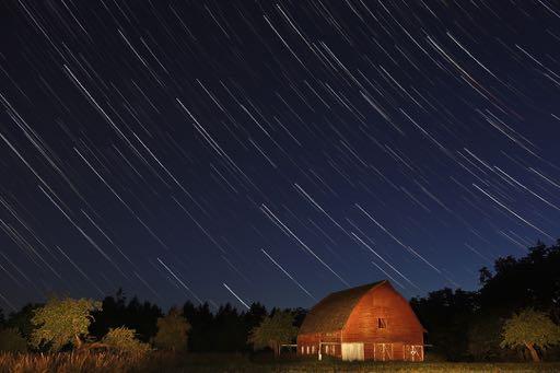 Star Trails Total Exposure Duration Usually about 1 hr duration Longer times for longer trails Will also increase density of star trails Total Exposure Duration Focal length impacts length of star