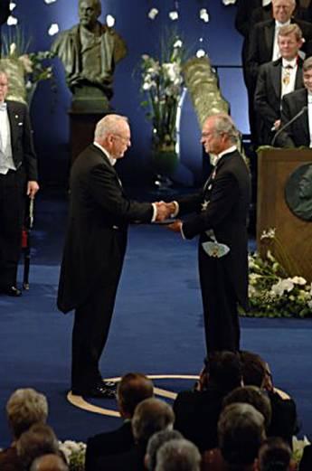 Hansch and Hall win Nobel Prize for