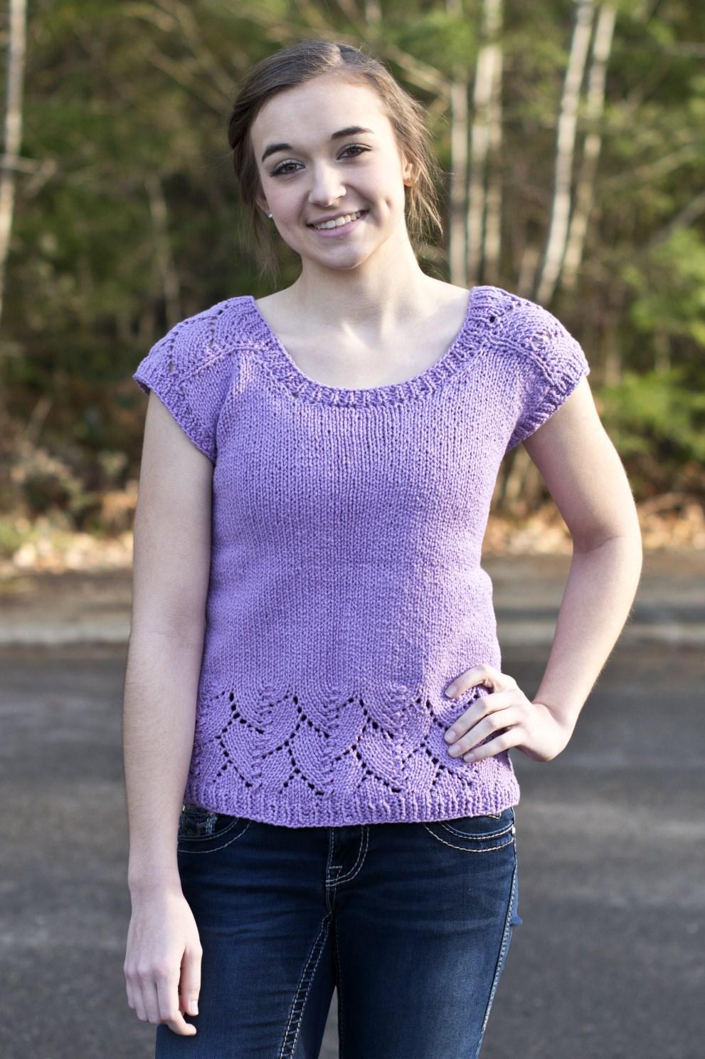 Luna Beachcomber Designed by Julie Gaddy This is the perfect summer sweater for casual dressing or office wear.