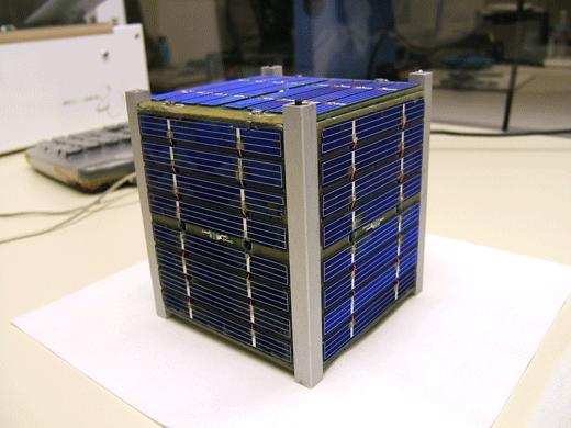http://www.cubesat.org Figure 1. Measuring about 10 centimeters on each side, CubeSat picosatellites weigh at most 1 kilogram.