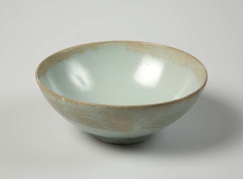 Ru and Jun Wares Northern Song and Jin Dynasty Northern Imperial Song Ru ware pale blue