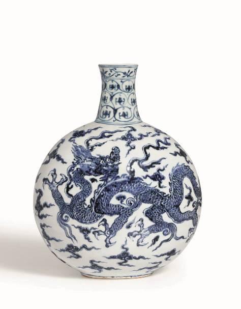 An Extraordinary Blue and White Dragon Moonflask Ming Dynasty, Yongle Period Estimate: HK$50 80 million / US$6.4-10.3 million Height: 44.2 cm.