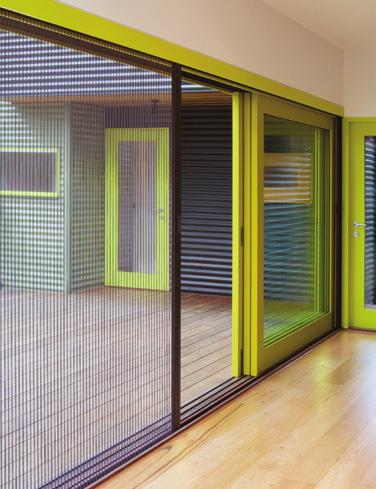 Sliding Door Brio also provides specific extrusions to discreetly incorporate its 612 Screen into straight sliding door applications with standard frame and jamb