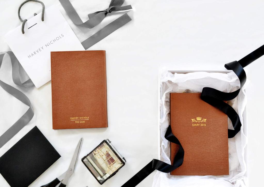 HARVEY NICHOLS CASE STUDY: HARVEY NICHOLS BRANDED DIARIES One of the world s leading luxury retailers, Harvey Nichols asked Debrett s to create bespoke diaries for inclusion in a Christmas hamper for