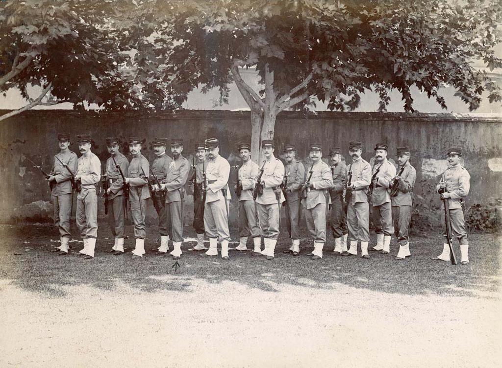 Garded Volunteers from the Shanghai Volunteer Corps. 1900.