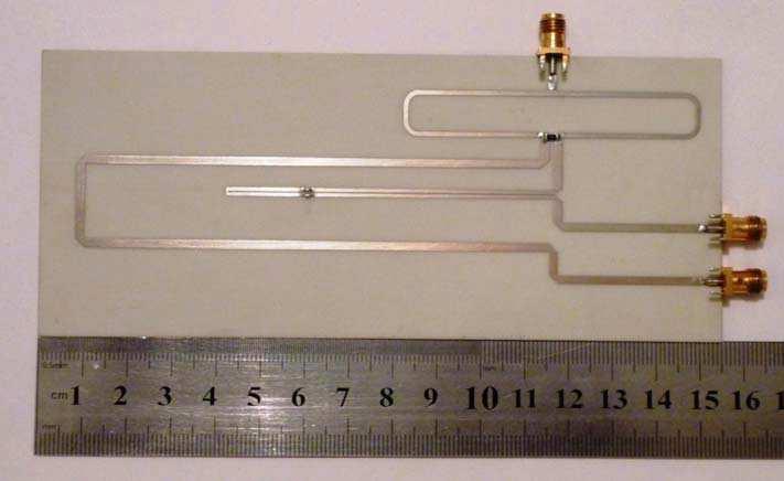 Progress In Electromagnetics Research C, Vol. 11, 2009 235 Figure 5. Photograph of the fabricated 90 hybrid.