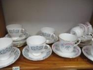 00 60 Vintage Tuscan hina (England) tea set.