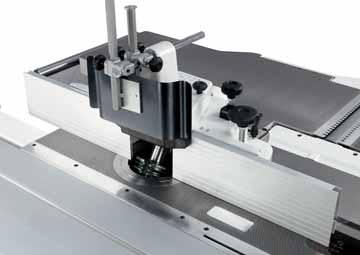 3-MOVEMENT ADJUSTABLE SPINDLE MOULDER FENCE The spindle moulder fence can be easily removed and re-positioned without losing the working