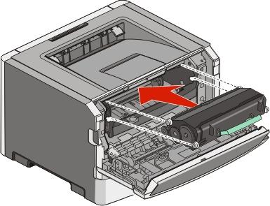 Întreţinerea imprimantei 107 5 Instalaţi noul cartuş de toner prin alinierea rolelor de pe cartuşul de toner cu săgeţile de pe şinele kitului fotoconductor.