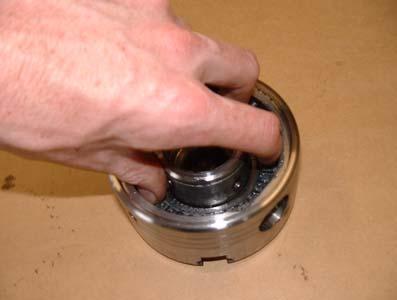 (Normal multipurpose grease is sufficient) If possible before re-assembling the chuck, blow out all parts with an air compressor. 4.