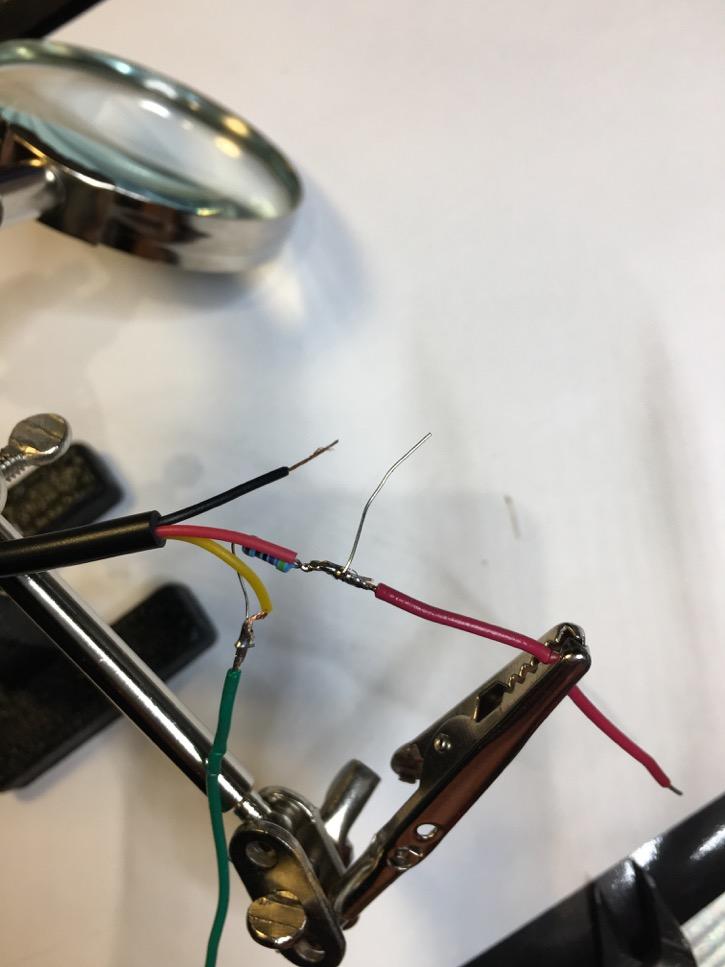 You may need to strip back the wires from the probe to be sure you have around 1cm to use, and twist them together before starting.