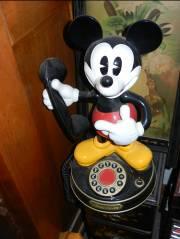 Figurines Mickey Mouse Phone Large Asst.
