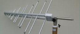 (G9C19) Yagi antennas spaced vertically 1/2 wavelength apart typically is approximately 3 db higher than the gain of a single 3 element Yagi.