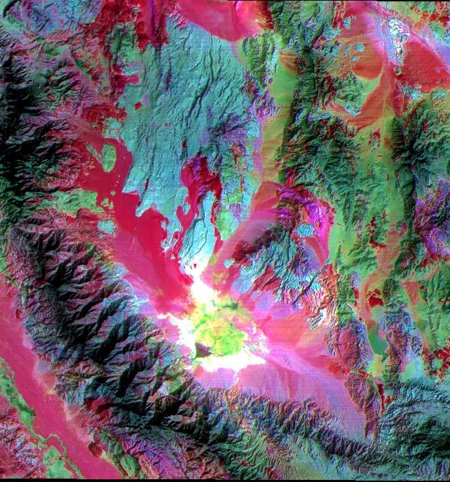 Example: Aster band combination Saline Valley Assign different λ bands or combination of bands to RGB to form color image Thermal infrared