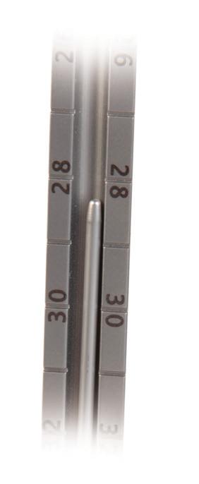 If a LONG NAIL is to be implanted, assemble the Two Piece NAIL LENGTH GAUGE. This step can be skipped if using a short nail (21.5cm in length). Slide the tube portion of the gauge over the 3.